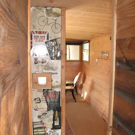 De Loire & Jaktstuga Gennes-Val-de-Loire